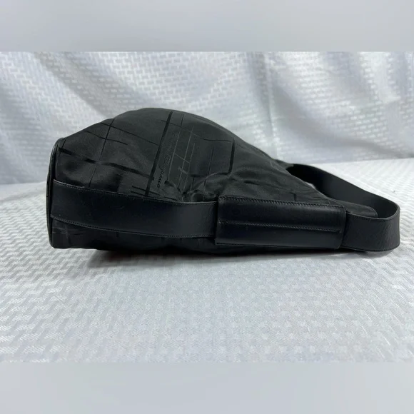 Salvatore Ferragamo Black Shoilder Bag in VGUC- - Picture 8 of 11